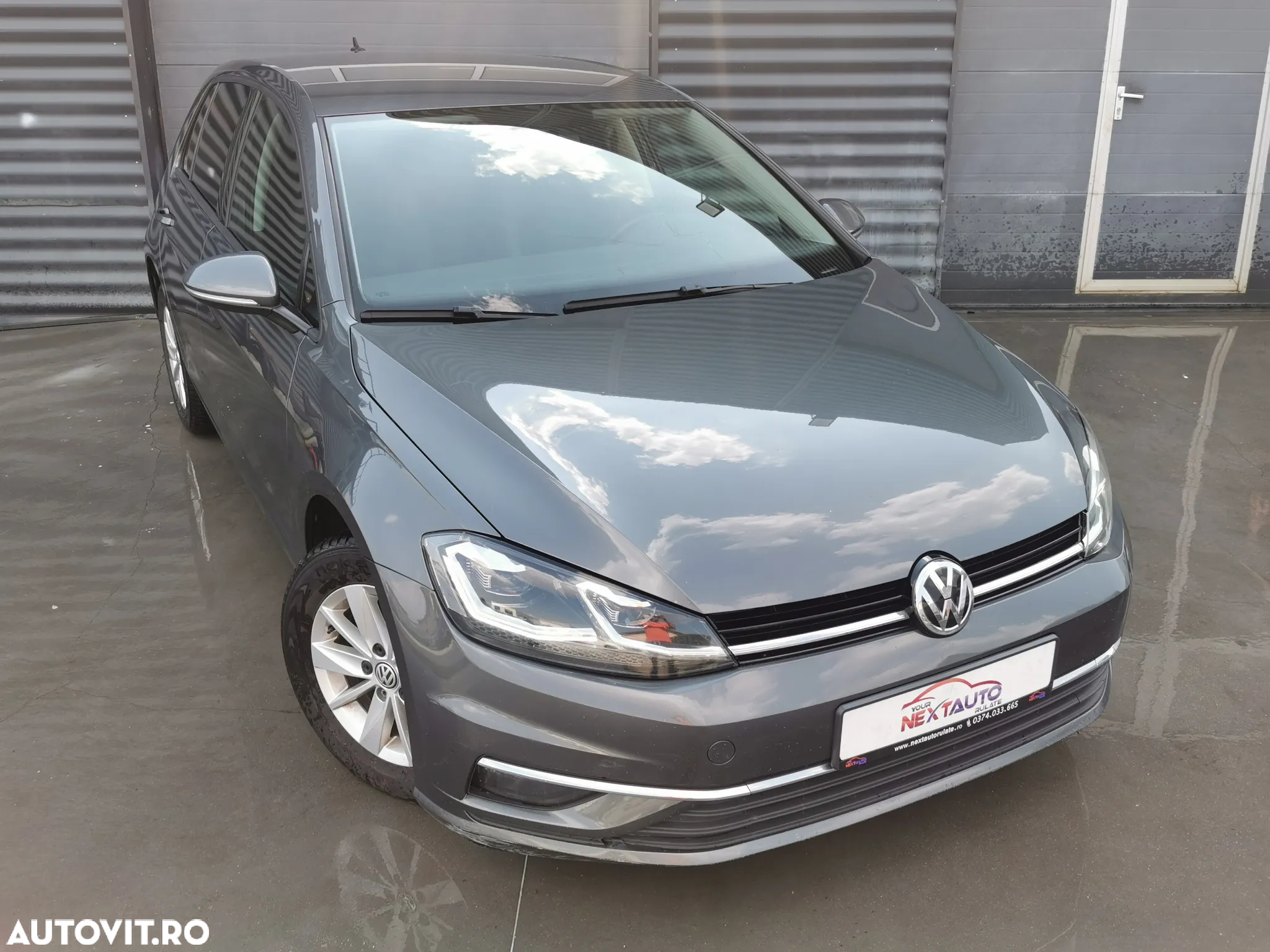 Volkswagen Golf 1.0 TSI DSG Comfortline - 2