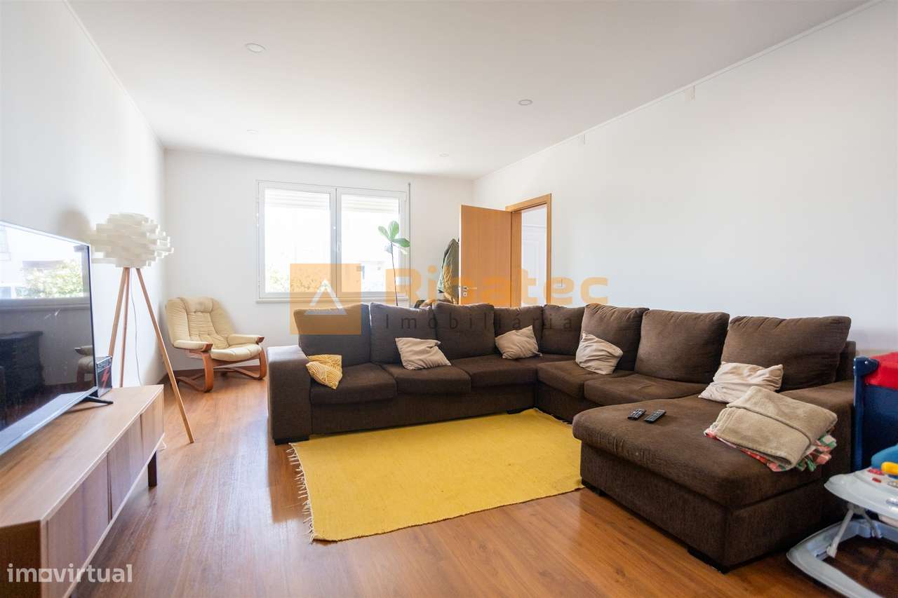 Moradia T5 em Alpiarça-7