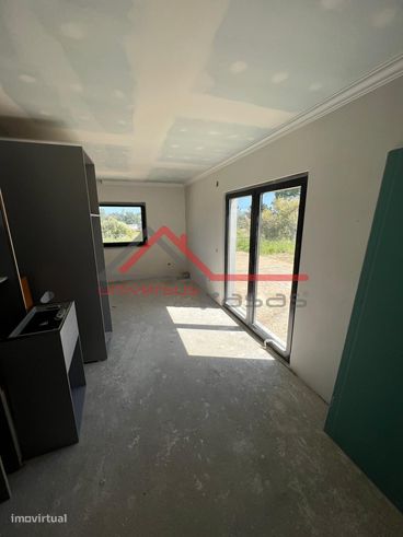 Moradia Isolada V3 em Pinhal Novo-25