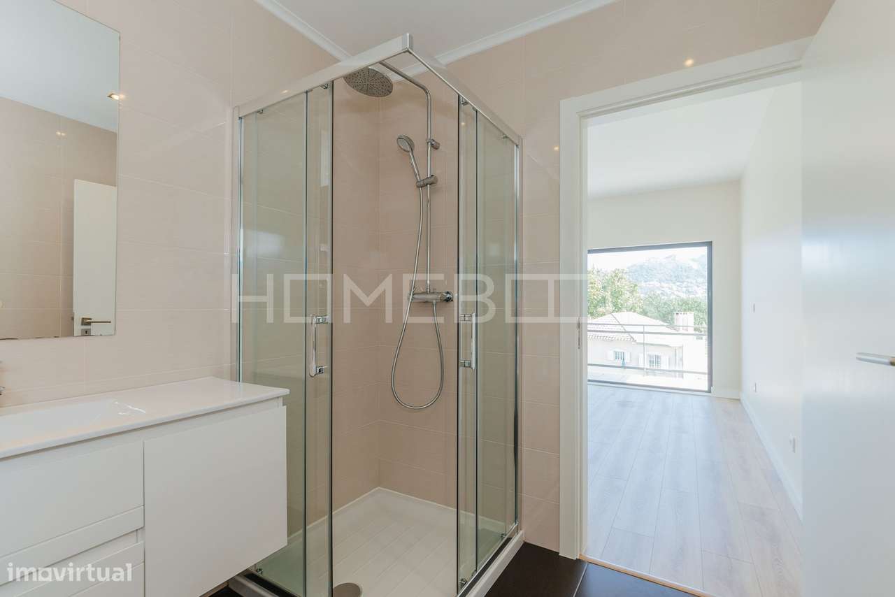 MORADIA T4+1 VÁRZEA DE SINTRA, 3 PISOS, GARAGEM e PISCINA-41