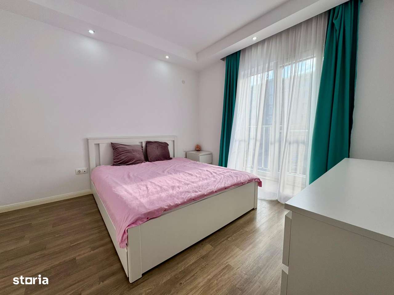 COSMOPOLIS - Apartament cu 3 camere, mobilat si utilat-14