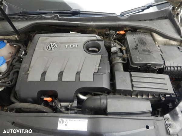 Motor complet fara anexe Volkswagen Golf 6 2013 VARIANT 1.6 TDI CAYC - 9