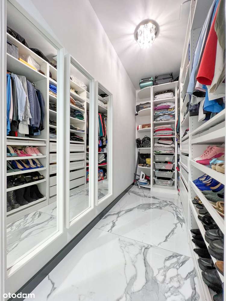 Elegancki dom parterowy z garażem w bryle budynku oraz dużą działką !-17