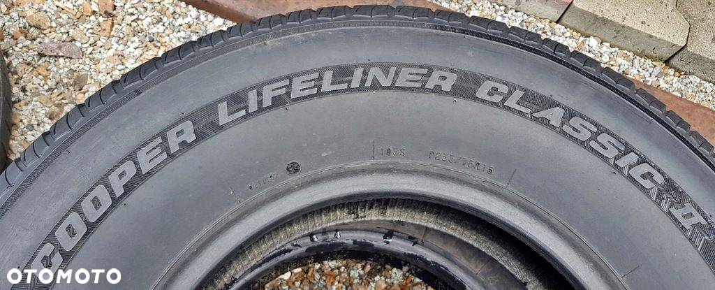 COOPER LIFELINE CLASSIC II 235/75R15 105S B265** - 5