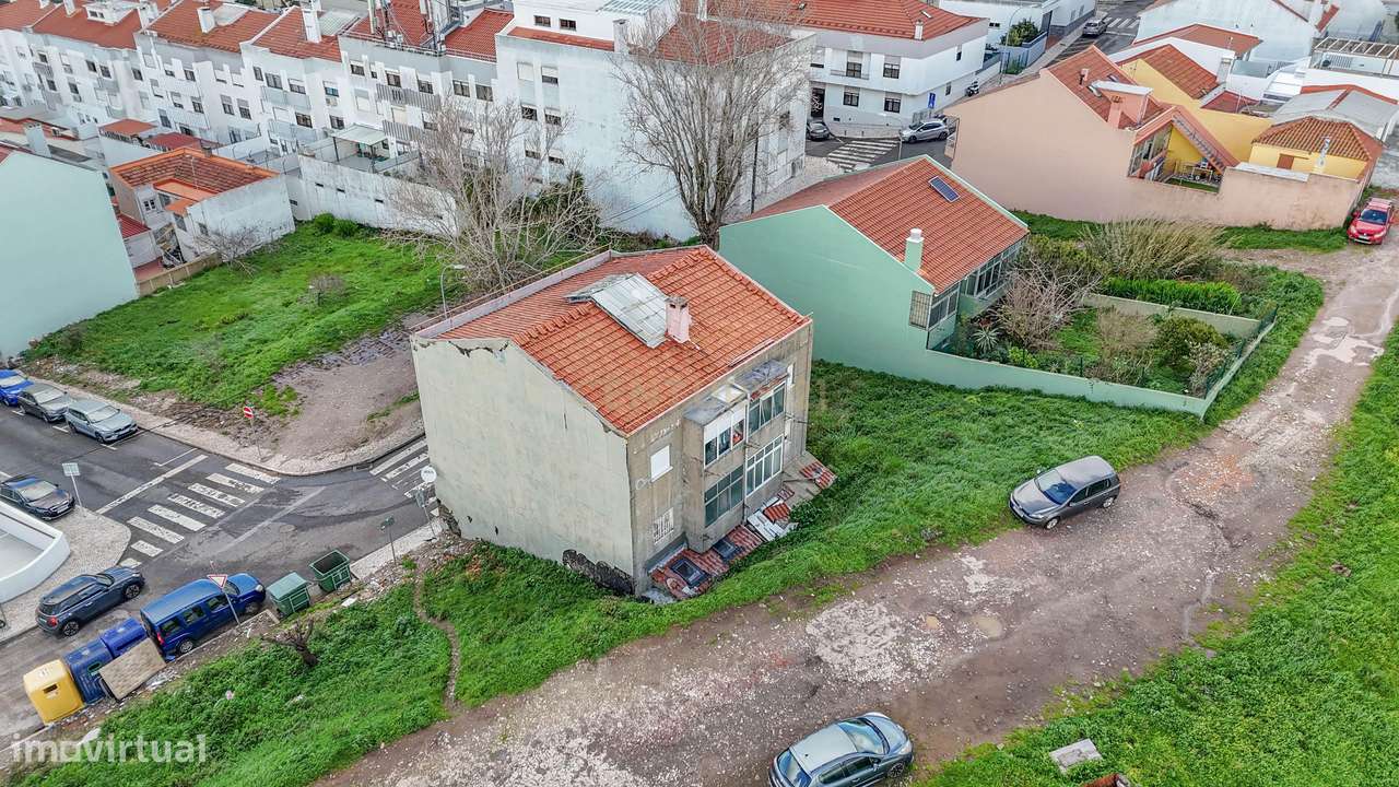 Prédio com Rentabilidade na Brandoa - Amadora-7