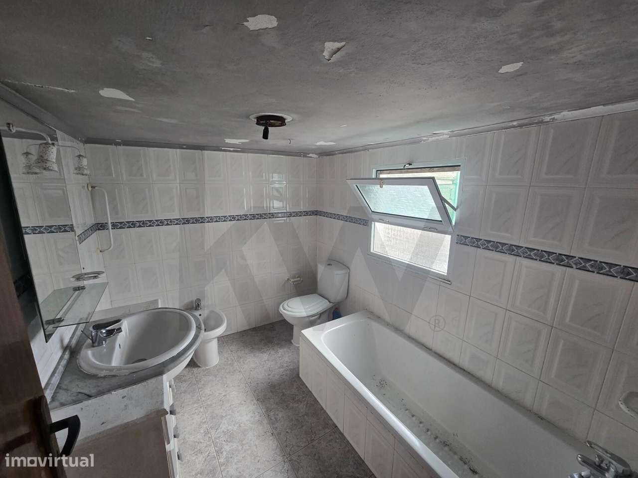 Moradia com quintal e vista mar, Nordeste, ilha de São Miguel, Açores-6