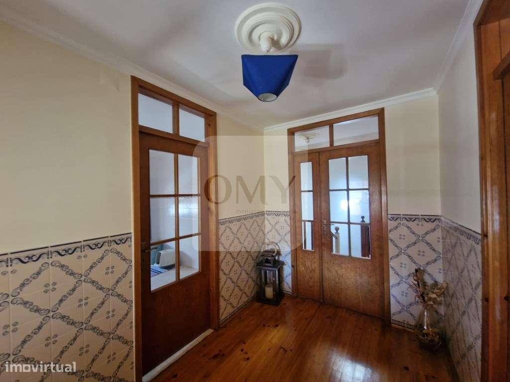 Moradia T4 de rés do chão e andar em Santa Eugénia, Alijó - Grande imagem: 5/21