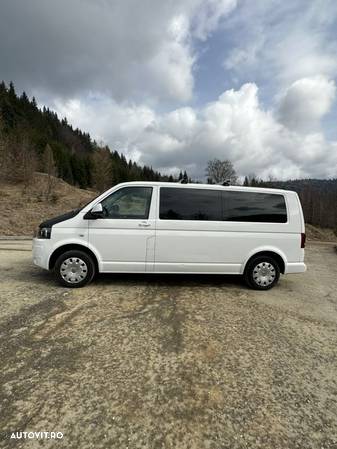 Volkswagen Caravelle - 2