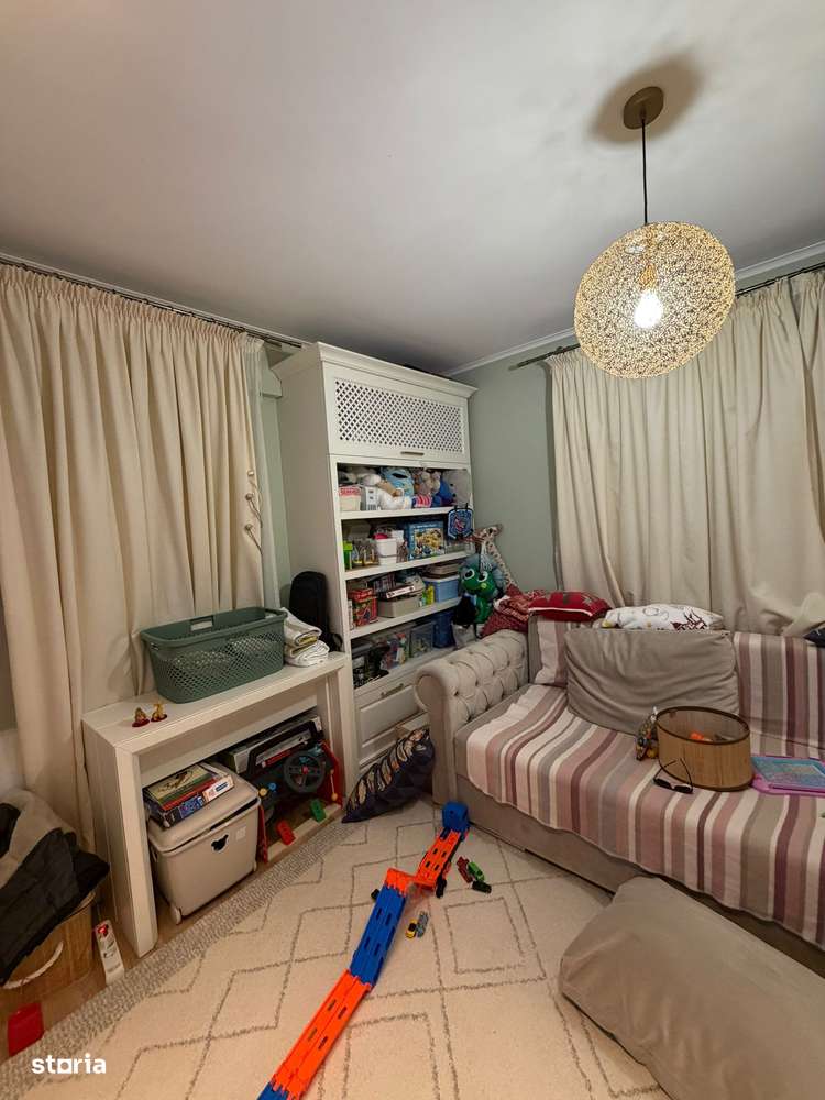 Vand Apartament 2 camere D (Mobilat si Utilat) et 1-5