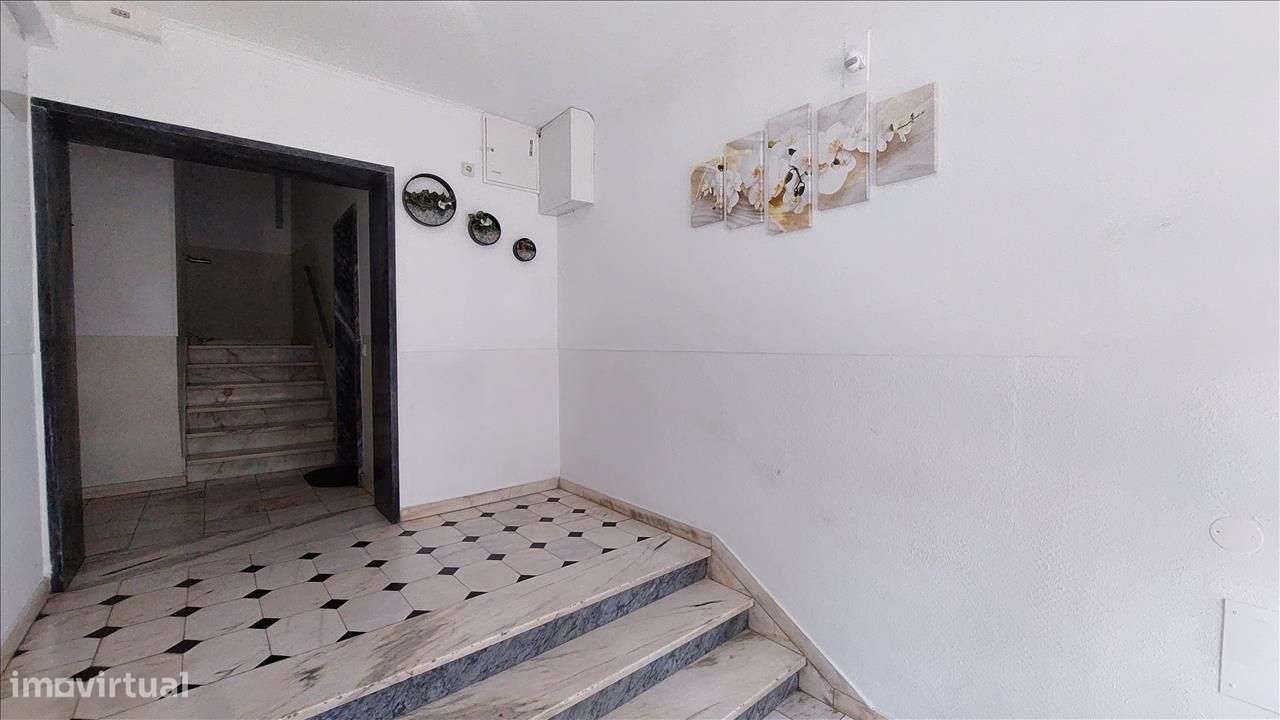 Apartamento T2 em Queluz - Grande imagem: 2/20