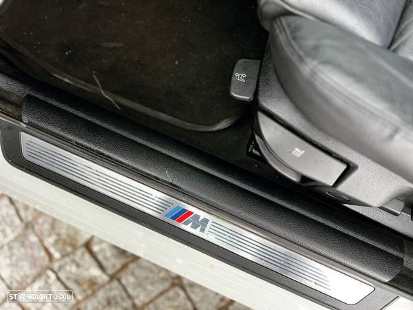 BMW 528 i Pack M Auto - 22