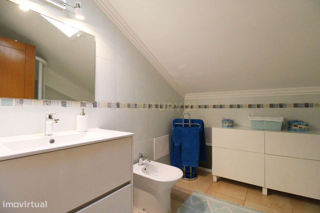 Moradia, Fernão Ferro, Seixal, com 3 Quartos-37