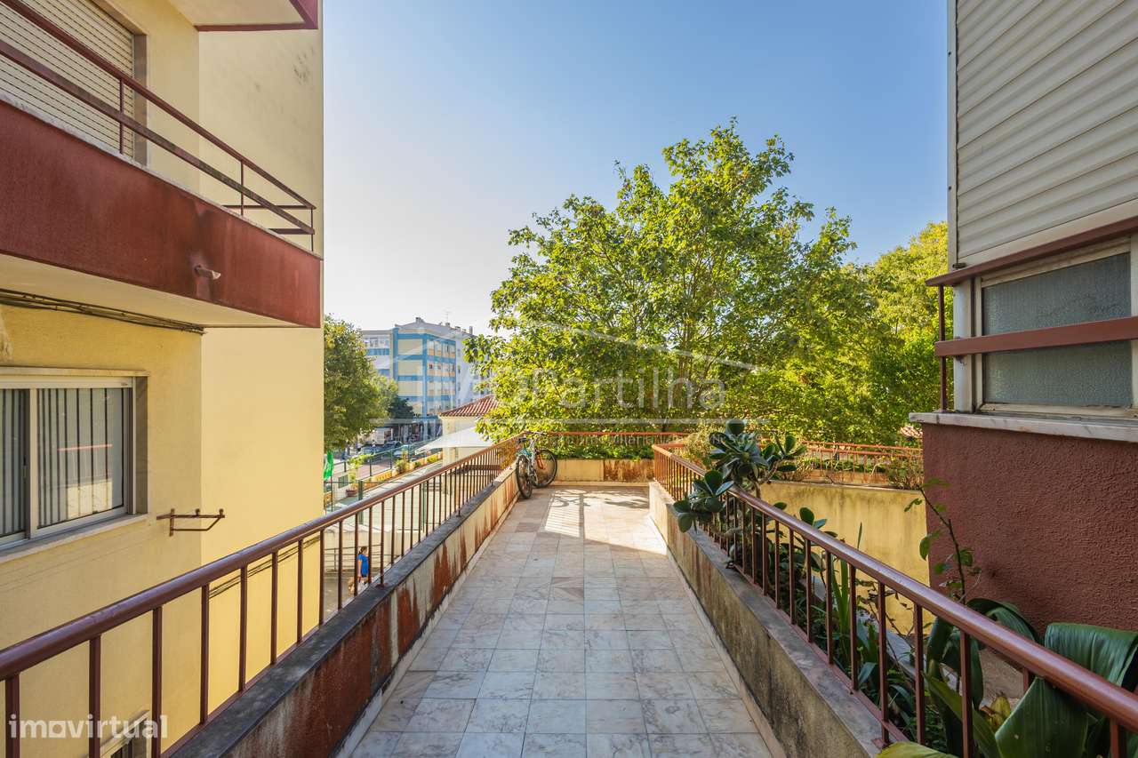 T2 Renovado em Agualva-Cacém-17