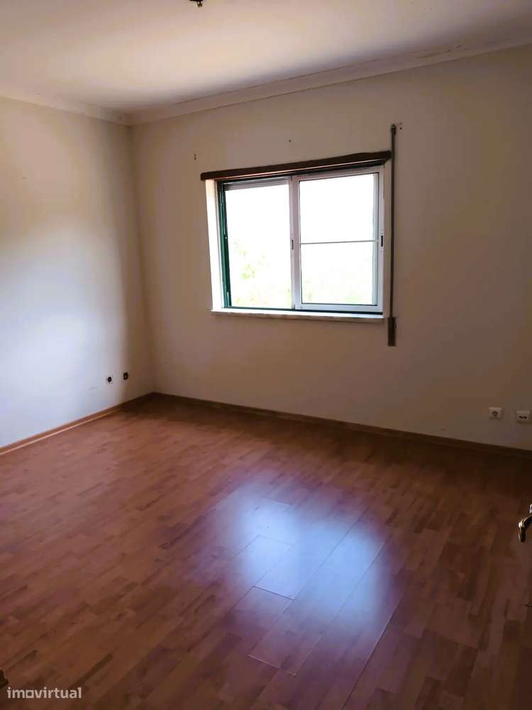 T 3 com parqueamento em Paio Pires , Seixal.-17