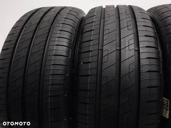 195/45 R16 84V GOODYEAR EFFICIENT GRIP - 3