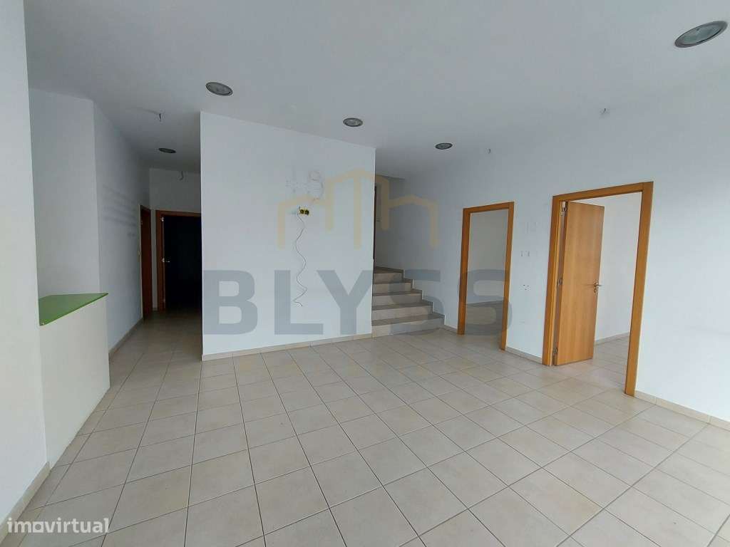 Loja com 130 m2 para comércio em Odivelas. - Grande imagem: 4/18