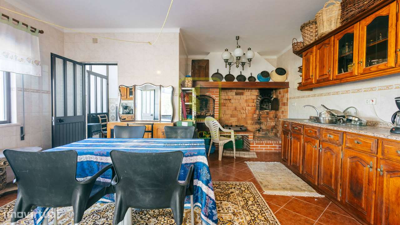 Moradia T4 com vistas deslumbrantes-40