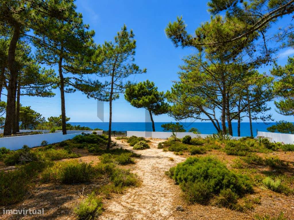 Moradia de Sonho T4+1 para Venda com Total Vista Mar, junto à Praia...-7
