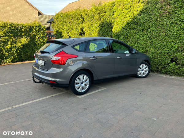 Ford Focus 1.6 FF Titanium - 6