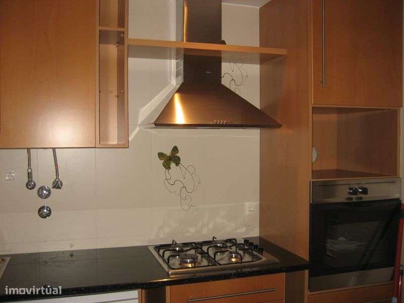 Apartamento t3 com parqueamento - Grande imagem: 4/12