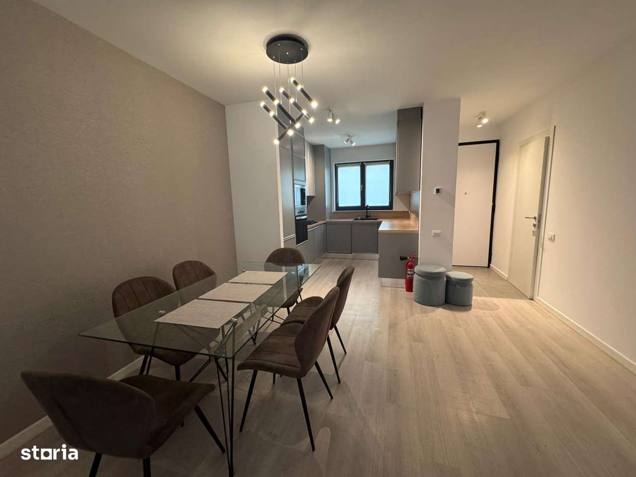 Vila de inchiriat 5 camere Mobexpert Homes Pipera - Imagine principală: 3/20