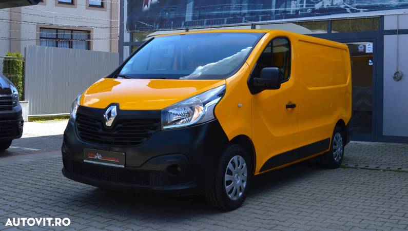 Renault Trafic - 1