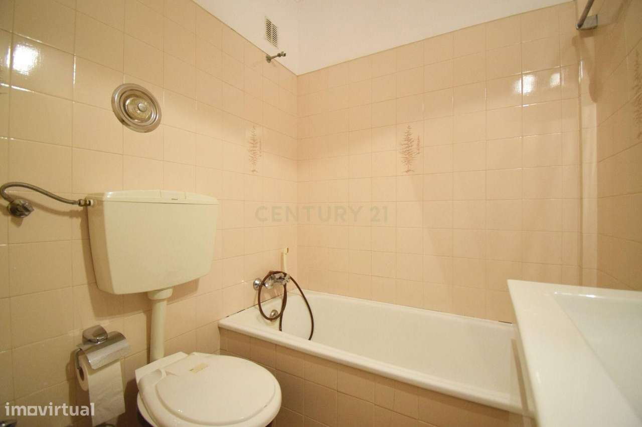 Arrenda-se T2 com varanda em Coimbra - Grande imagem: 5/16