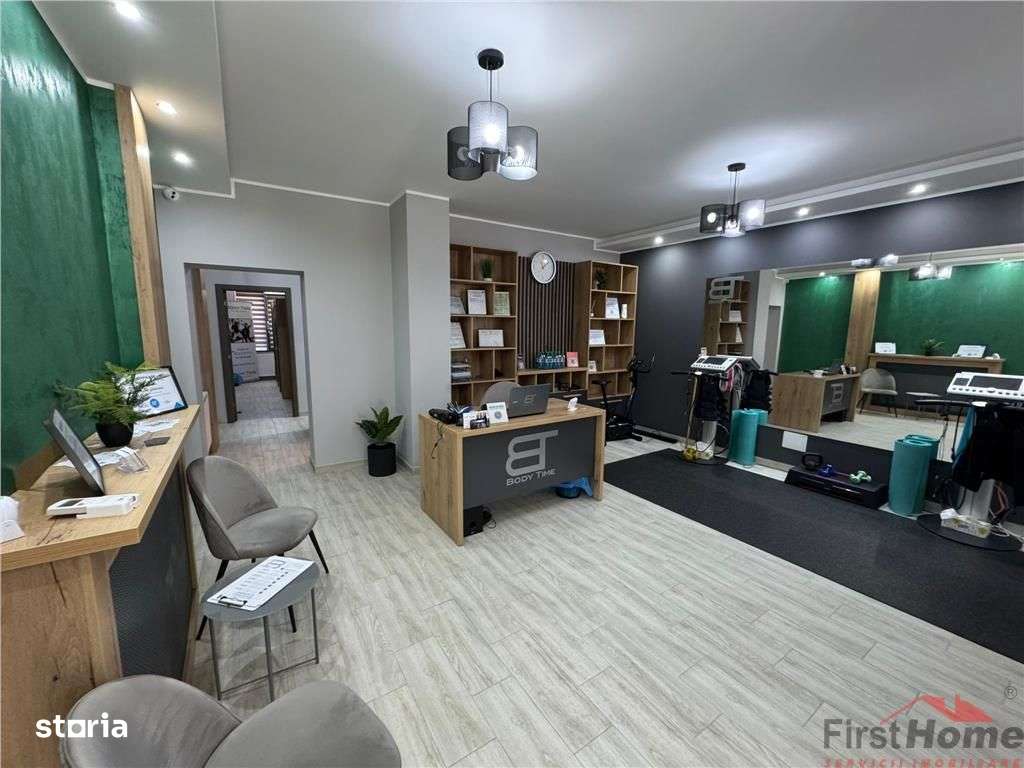 Spatiu comercial renovat complet de vanzare in Focsani - Imagine principală: 4/19