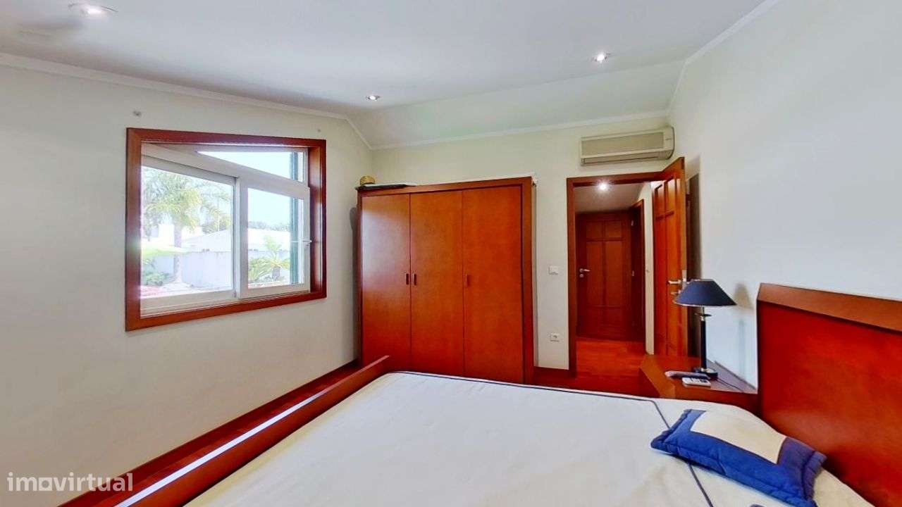 Moradia 4 Frentes | Piscina-13