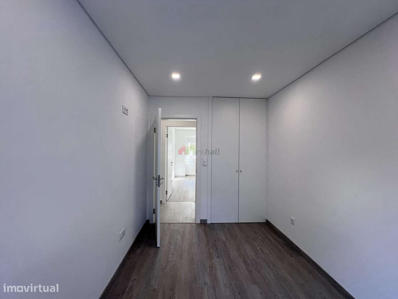 Apartamento T3 com 2 varandas em frente ao metro-5