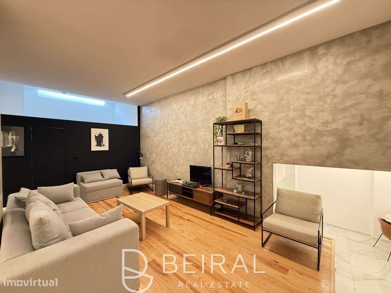 Espaço comercial espaçoso e luminoso no centro de Lisboa-44