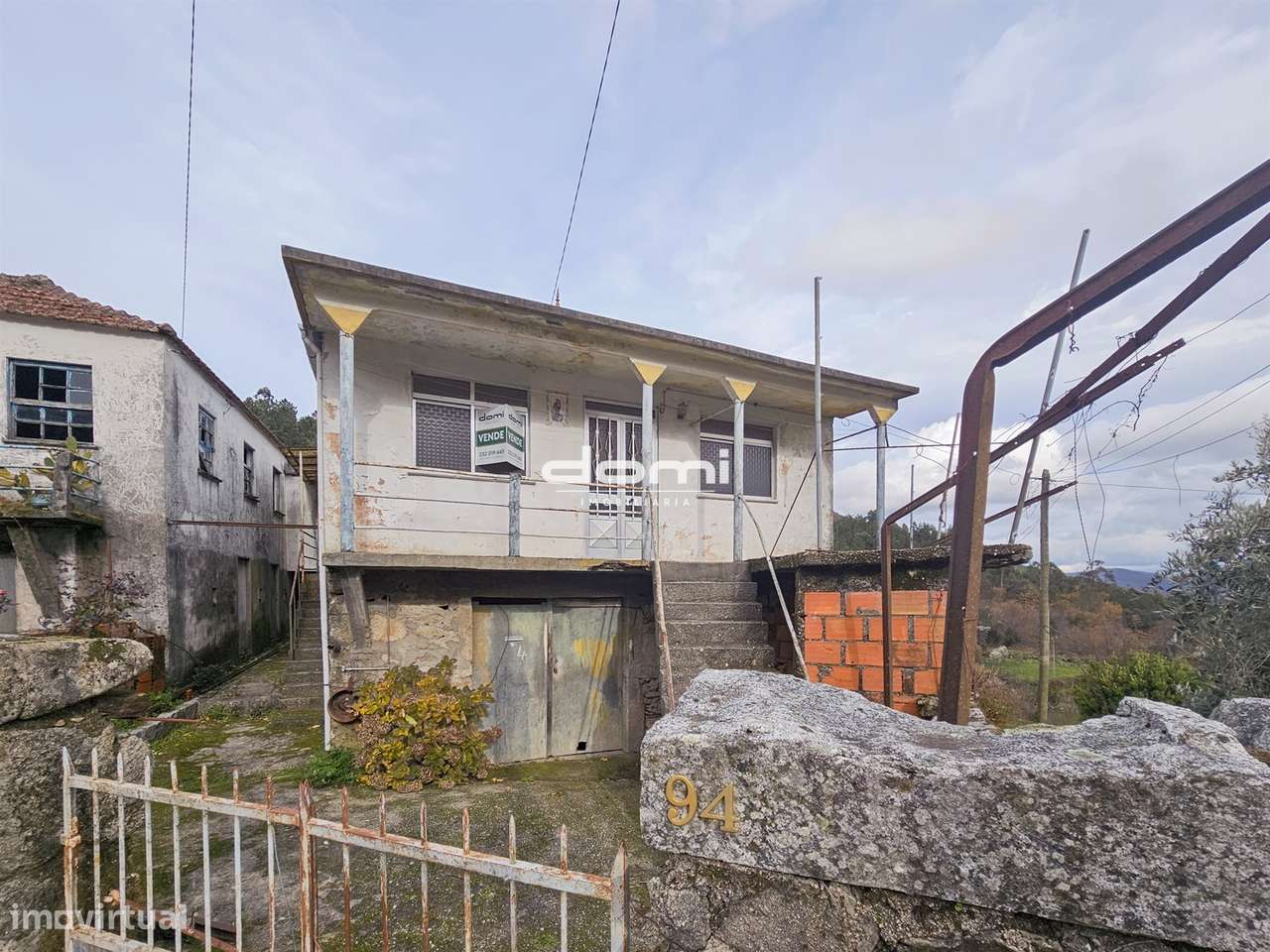 Moradia V4 para Recuperar no Candal – São Pedro do Sul 🏡 - Grande imagem: 3/20