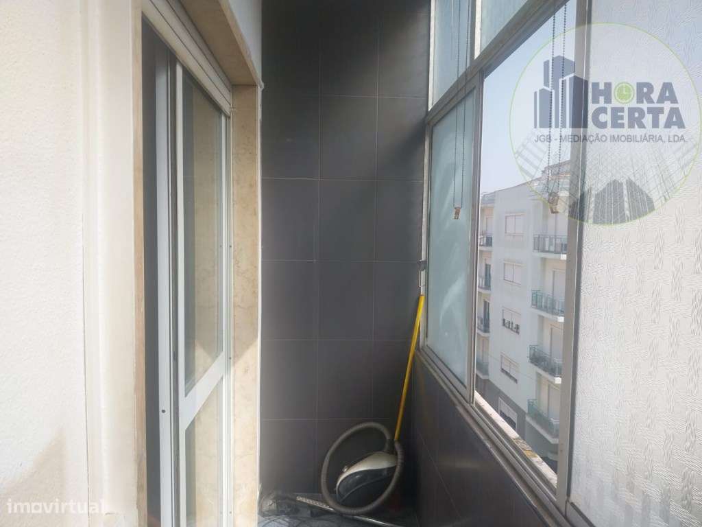 Apartamento T3+1 na Arrentela!-7