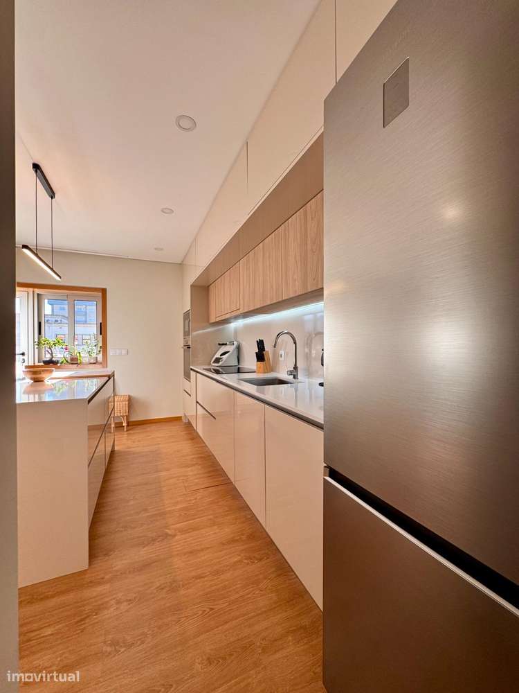 Apartamento T2 (Totalmente remodelado) Centro Póvoa de Varzim-12