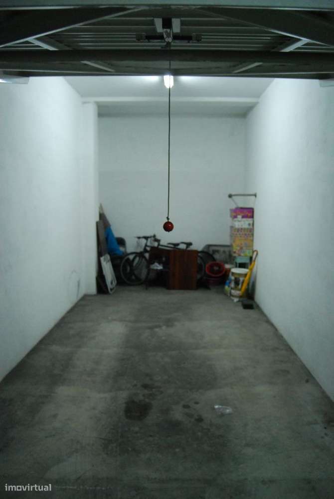 Vende-se Arrumos - Famalicão-4