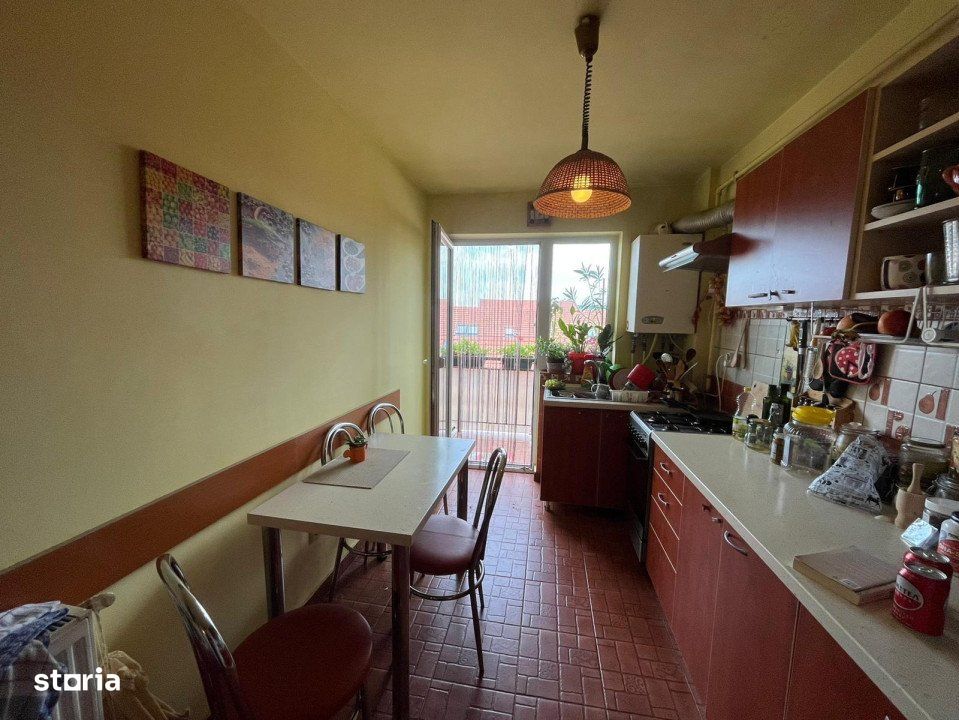 Apartament 3 camere, decomandat, garaj, Zona Muzeul Apei !