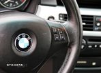 BMW Seria 3 325i - 22