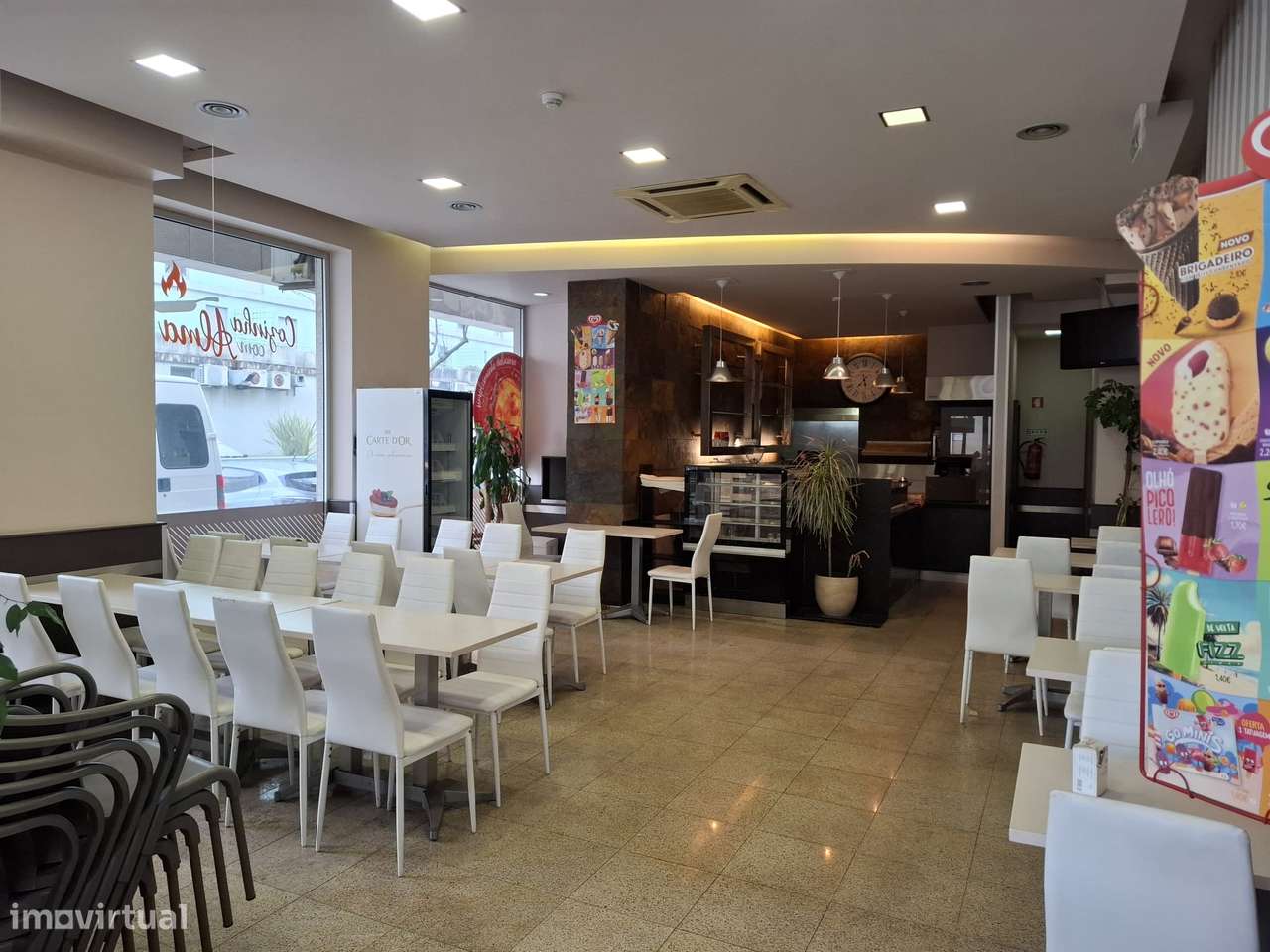 Loja Excelente - Ao H. S. João / Às Faculdades /LPCC - Grande imagem: 2/17