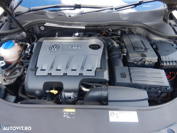 Far dreapta Volkswagen Passat B7 2013 SEDAN 2.0 TDI CFFB - 9