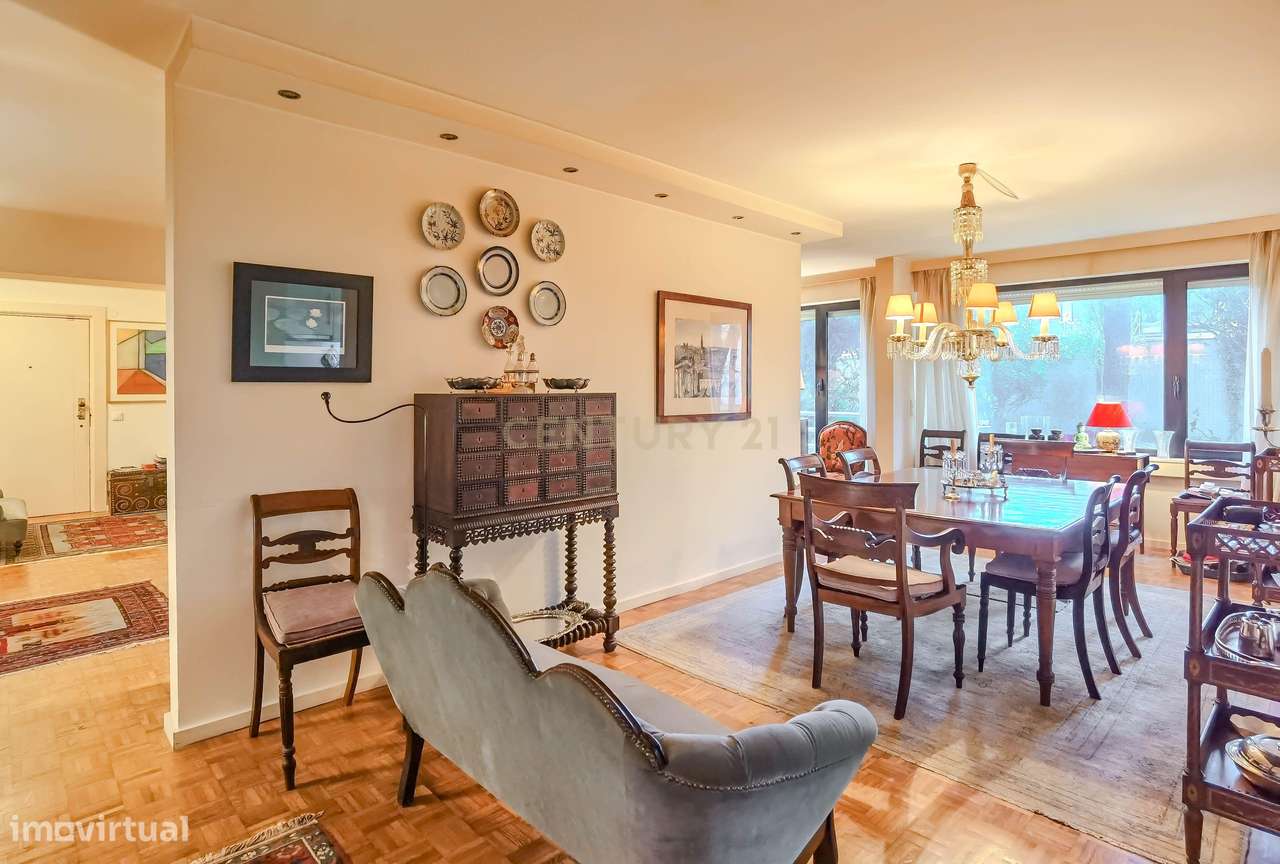 T4 espaçoso na Foz do Douro - VENDA COM USUFRUTO VITALÍCIO - Grande imagem: 5/60