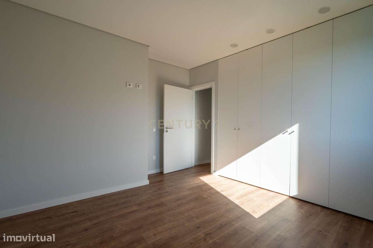 Apartamento T3 - Empreendimento Gardens - Novo-29