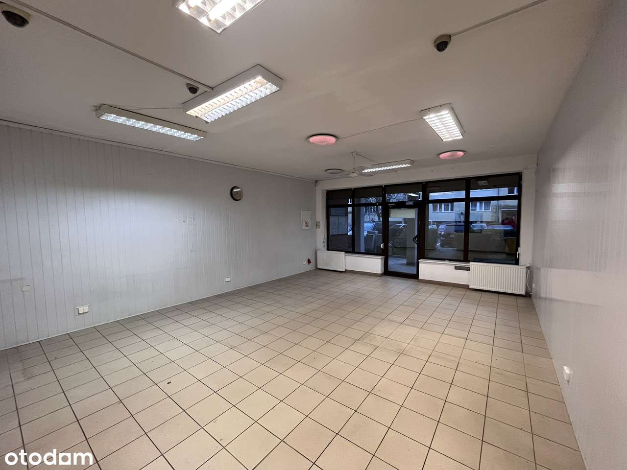 Wyjątkowa lokalizacja! 120m2 pod Twoją działalność- Biegańskiego 10/12 - Pełny obrazek: 3/18