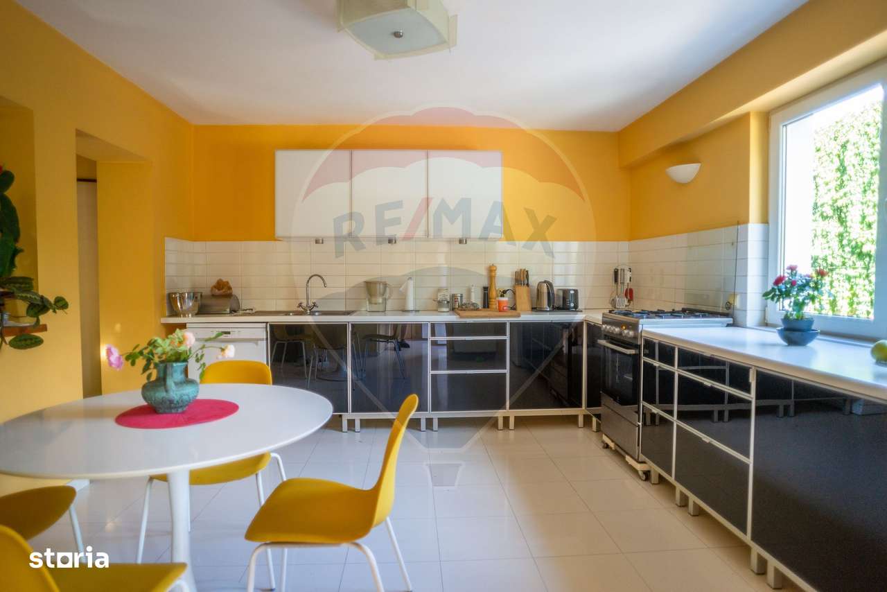 Vila multifunctionala de vanzare, Soseaua Slaj-3