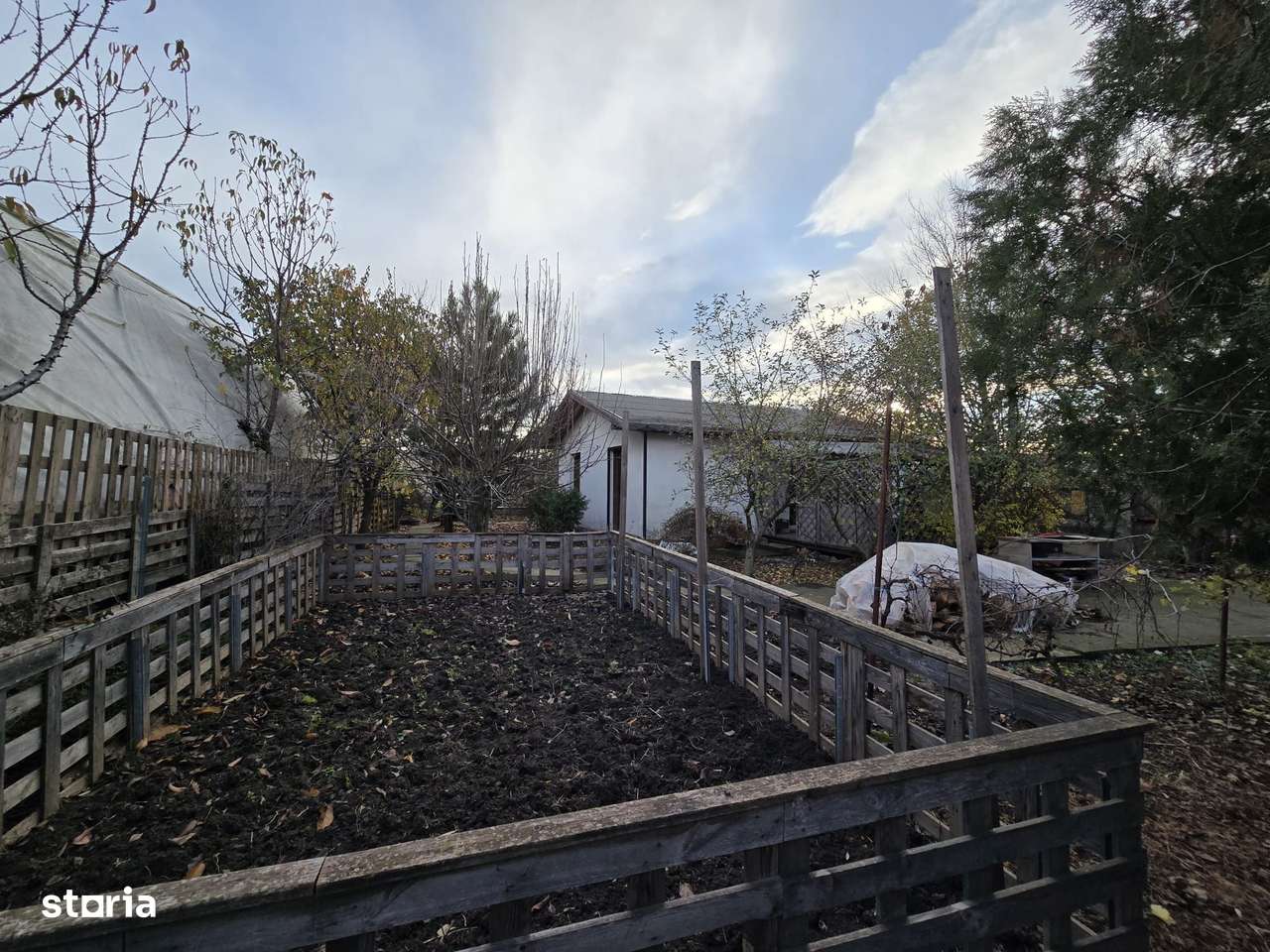 Exclusivitate! Proprietate Sendreni, zona linistita, 69.000 EUR-18