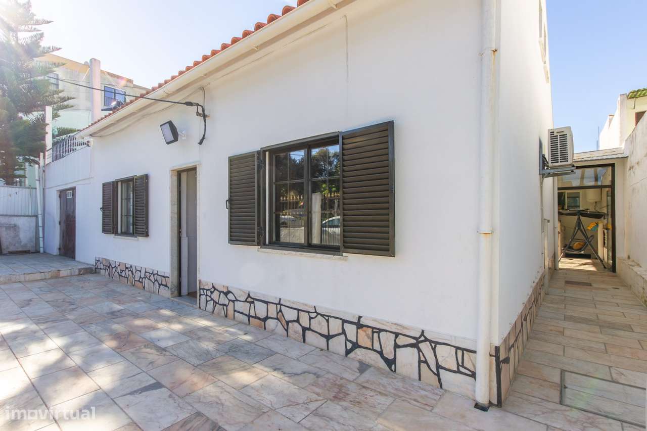 Moradia T2+1 isolada na Quinta do Conde - Grande imagem: 3/28