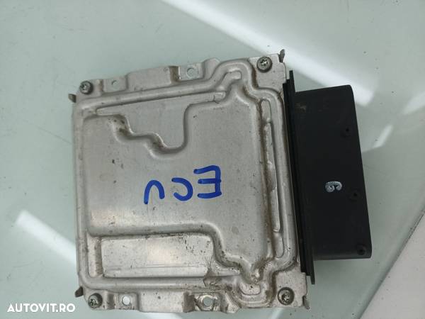 Calculator motor ECU Hyundai I20 1.3i G4LA-5H 2012-2015  39111-03700 - 3
