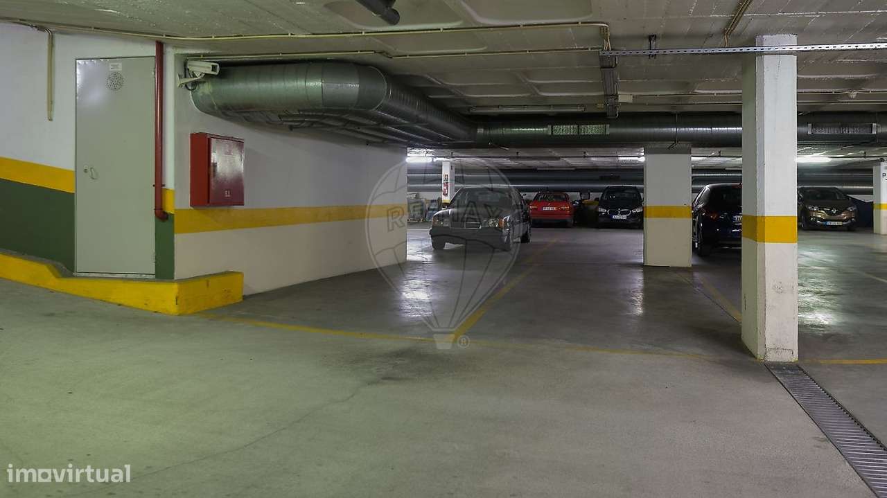 Garagem  para arrendamento - Grande imagem: 2/10