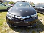 Toyota Auris 1.6 D-4D Touring Sports Comfort - 3