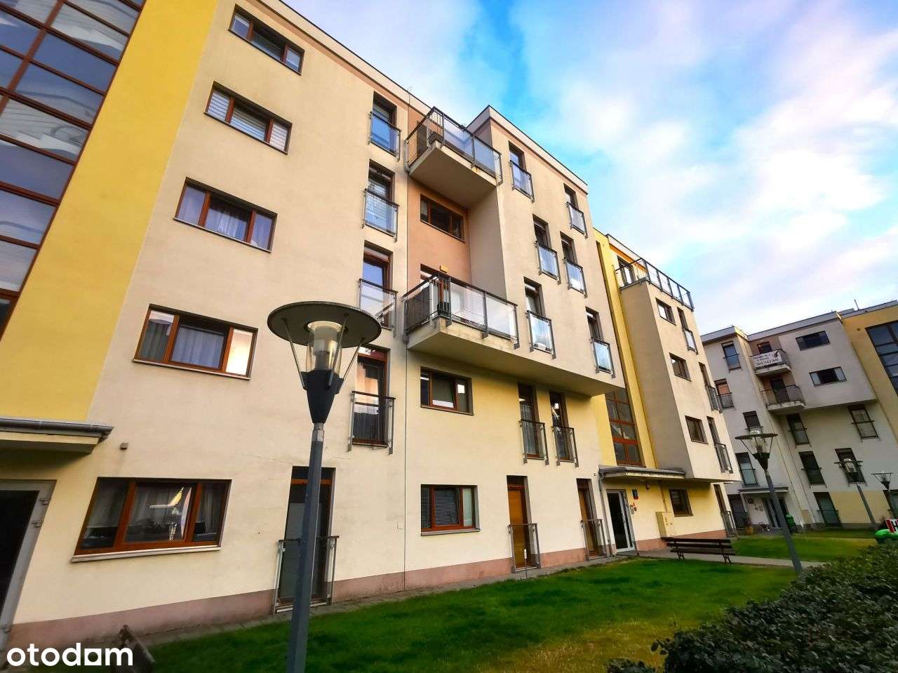 Przepiękne klimatyczne mieszkanie gotowe do zamies-0