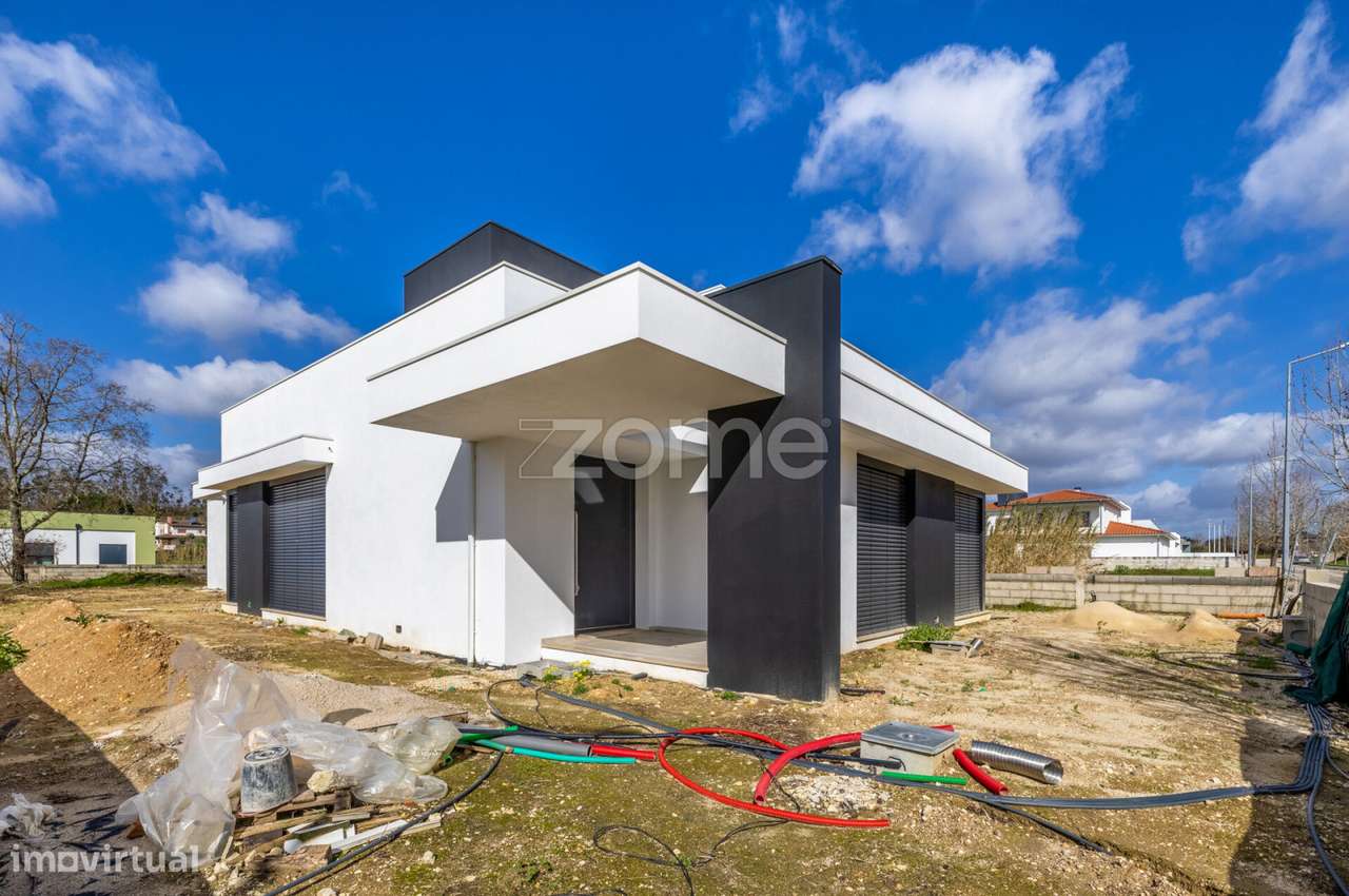 Moradia T3 - Leiria - Grande imagem: 2/37